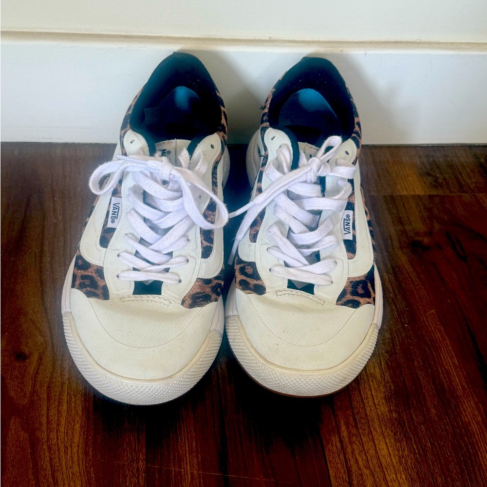 Custom women’s vans